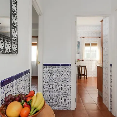 Extramuros Town House With Roof Terrace And Sea View In The Center Of Conil Holiday home